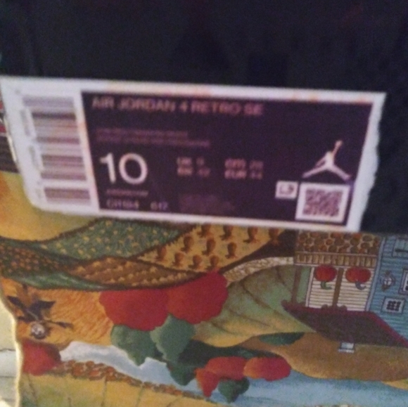 Jordan's retro 4's with box - Picture 1 of 5